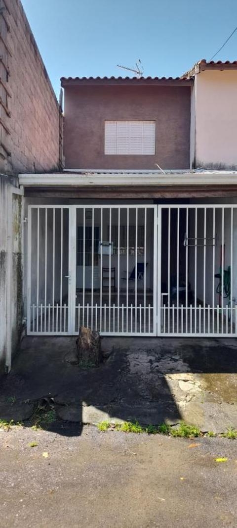 Casa à venda em Bragança Paulista, Jardim Novo Mundo, com 2 quartos