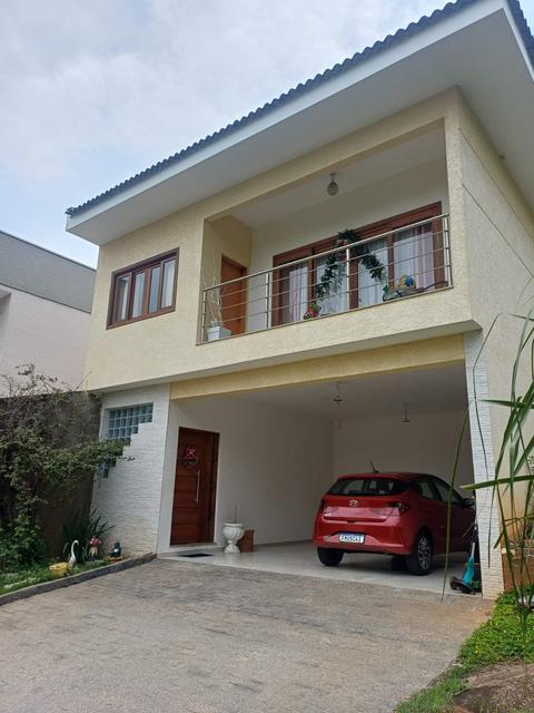 Casa à venda em Bragança Paulista, Jardim América, com 3 quartos, com 239 m²