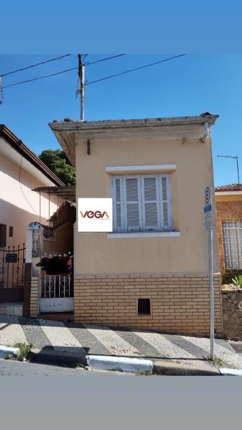 Casa à venda em Bragança Paulista, Centro, com 2 quartos, com 76 m²