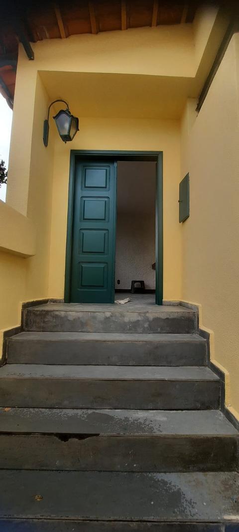 Casa à venda e para alugar em Bragança Paulista, Centro, com 4 quartos, com 220 m²